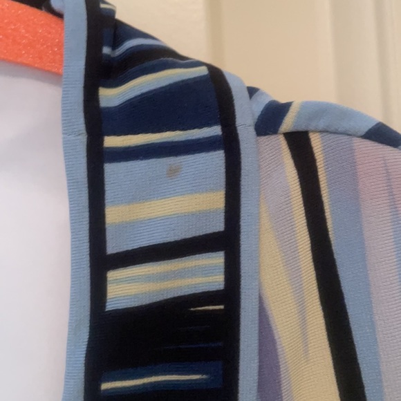 Vintage BCBG Cap Sleeved Wrap Dress - Picture 4 of 5